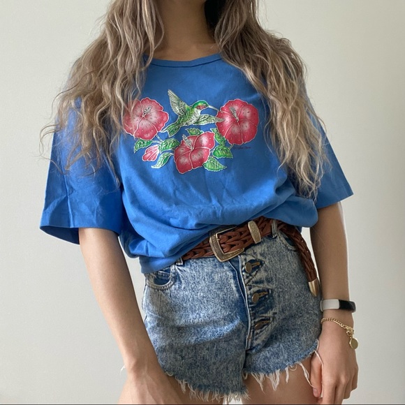 Vintage 90/'s Blue Floral Hummingbird Embroidered Short Sleeve Knit Top